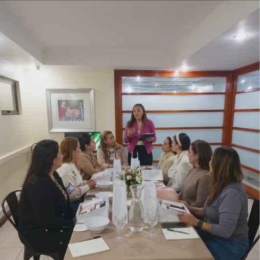 EXPERIENCIA GLOW PRESENCIAL: RITUAL DE AUTOCUIDADO INTEGRAL